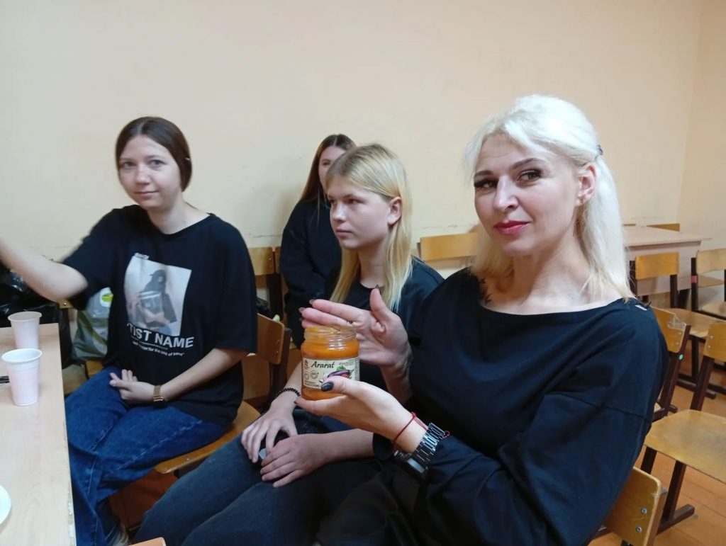 1 октября в клубе с. Киргишаны проведен конкурс «Дары Уральской осени»